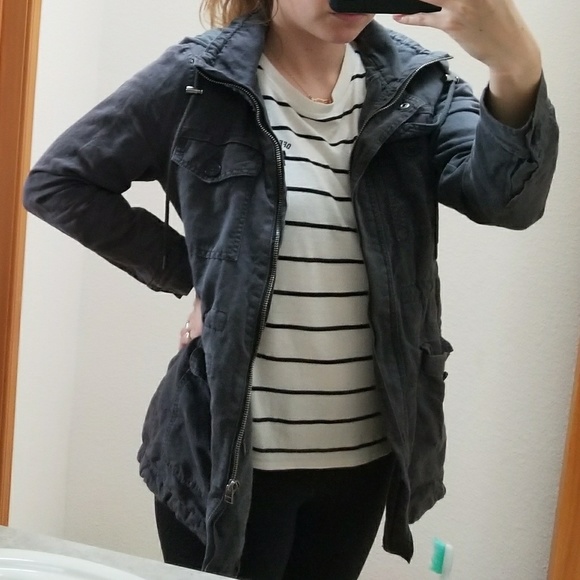 Grey Loft Jacket - Picture 2 of 4